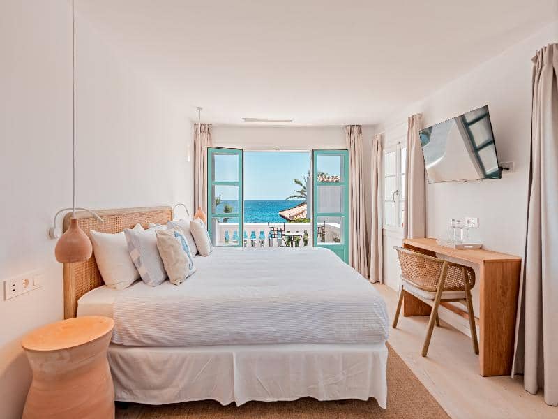 The Sea Club - Main View