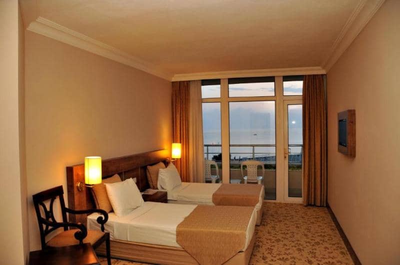 Nerton Hotel - Main View