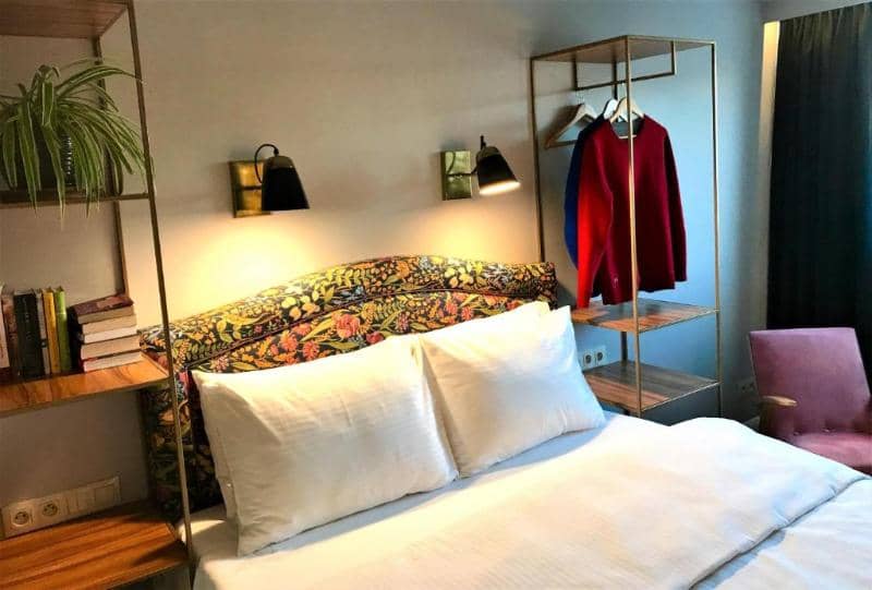 SleepWell Apartments - Main View