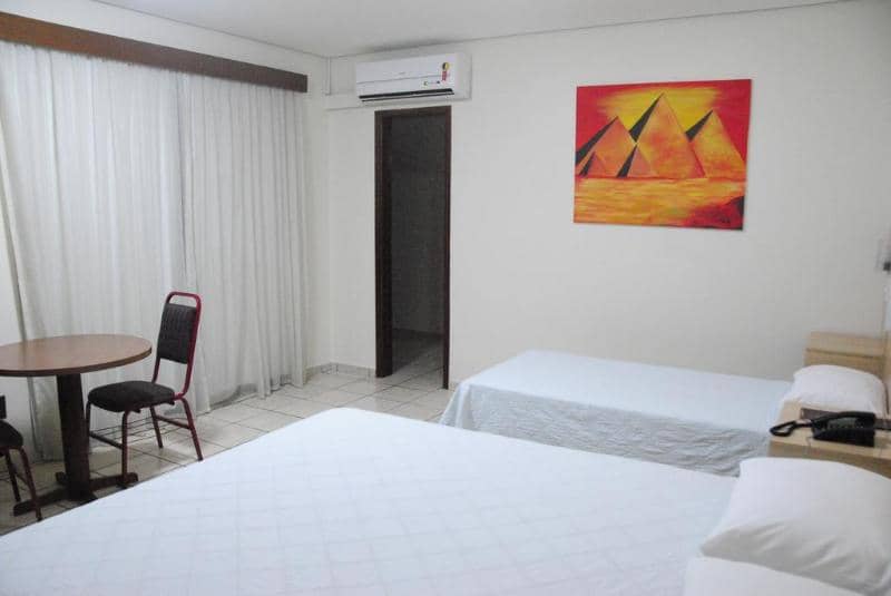 OYO Victoria Plaza Hotel - Main View