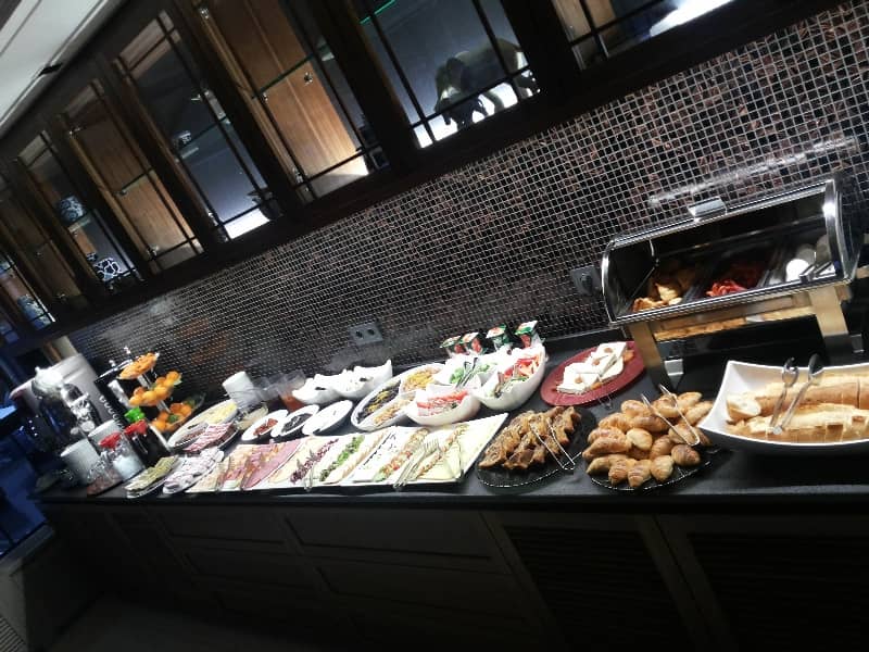 KSuites Hotel - Main View