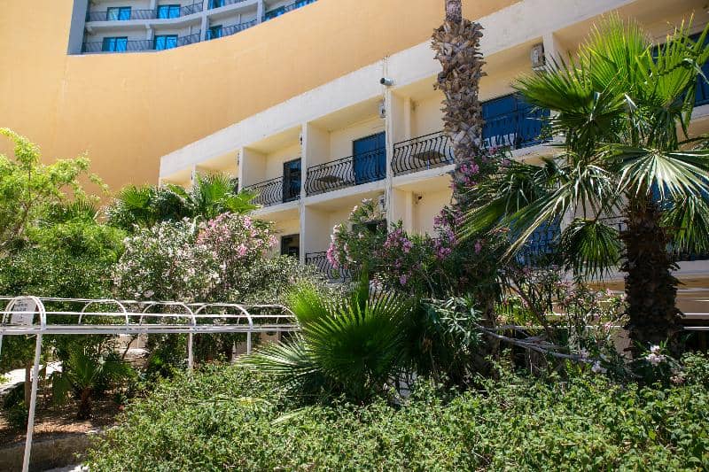 Beach Garden Hotel - Main View