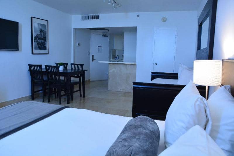 Newpoint Miami Beach Apartments - Main View