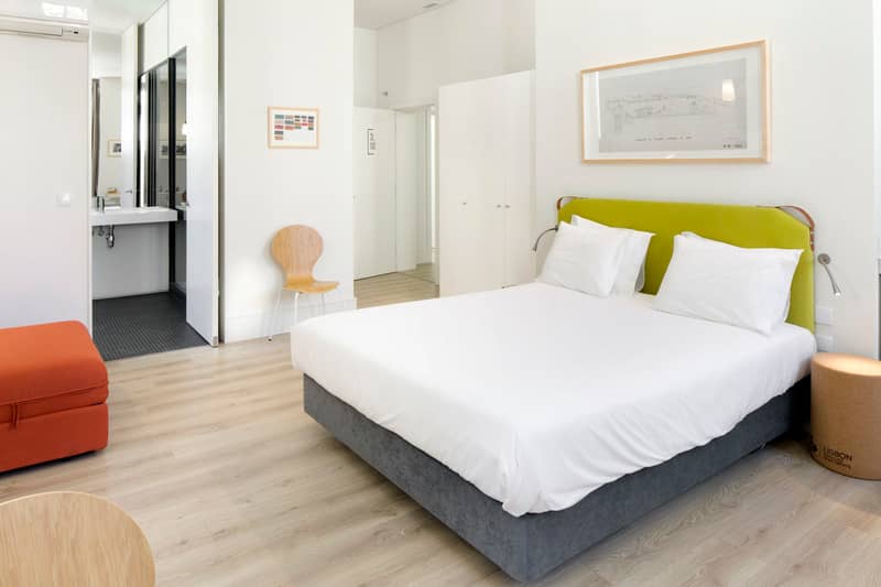 Lisbon Serviced Apartments - Ascensor da Bica - Main View