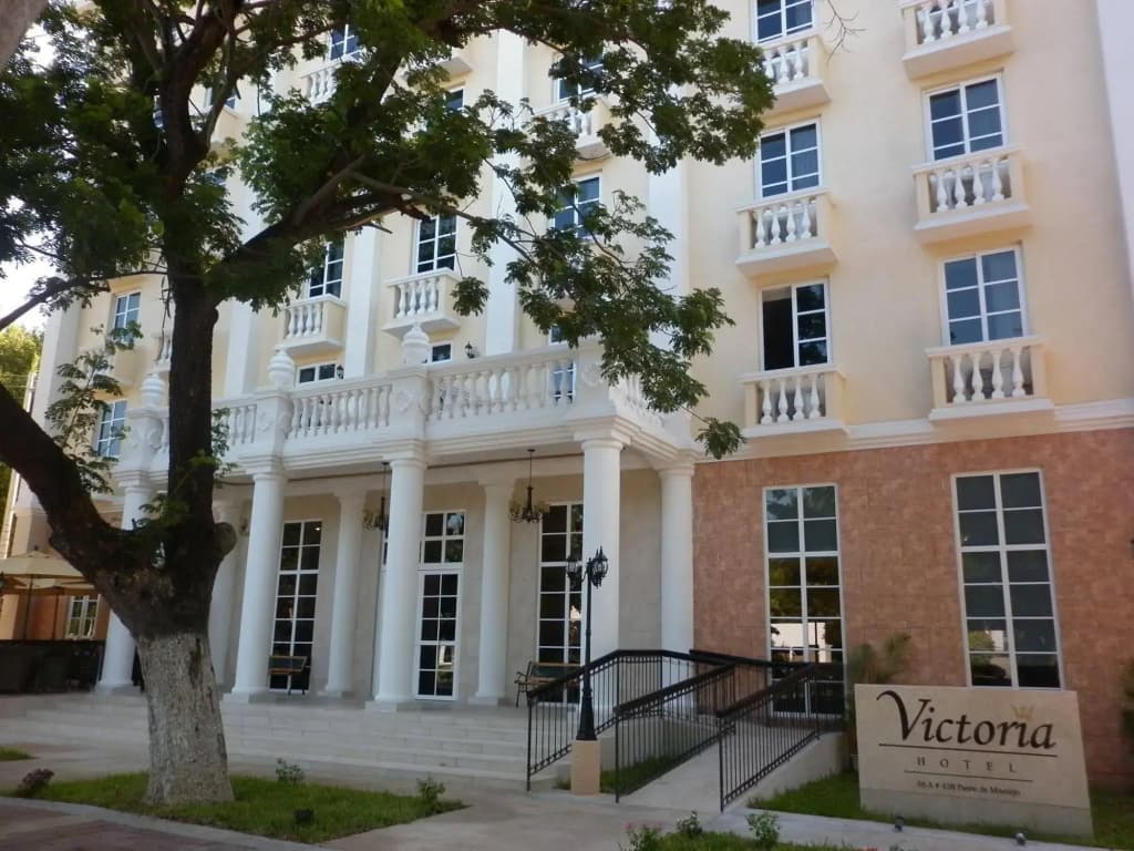 Stay at Hotel Victoria Merida