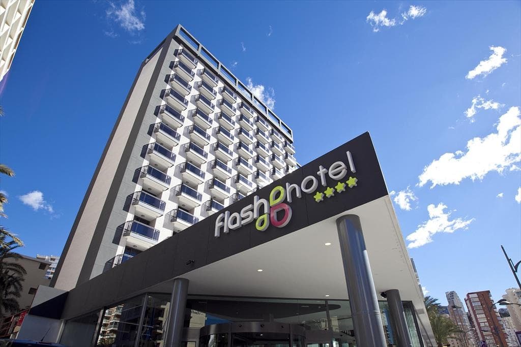 Flash Hotel Benidorm image 1