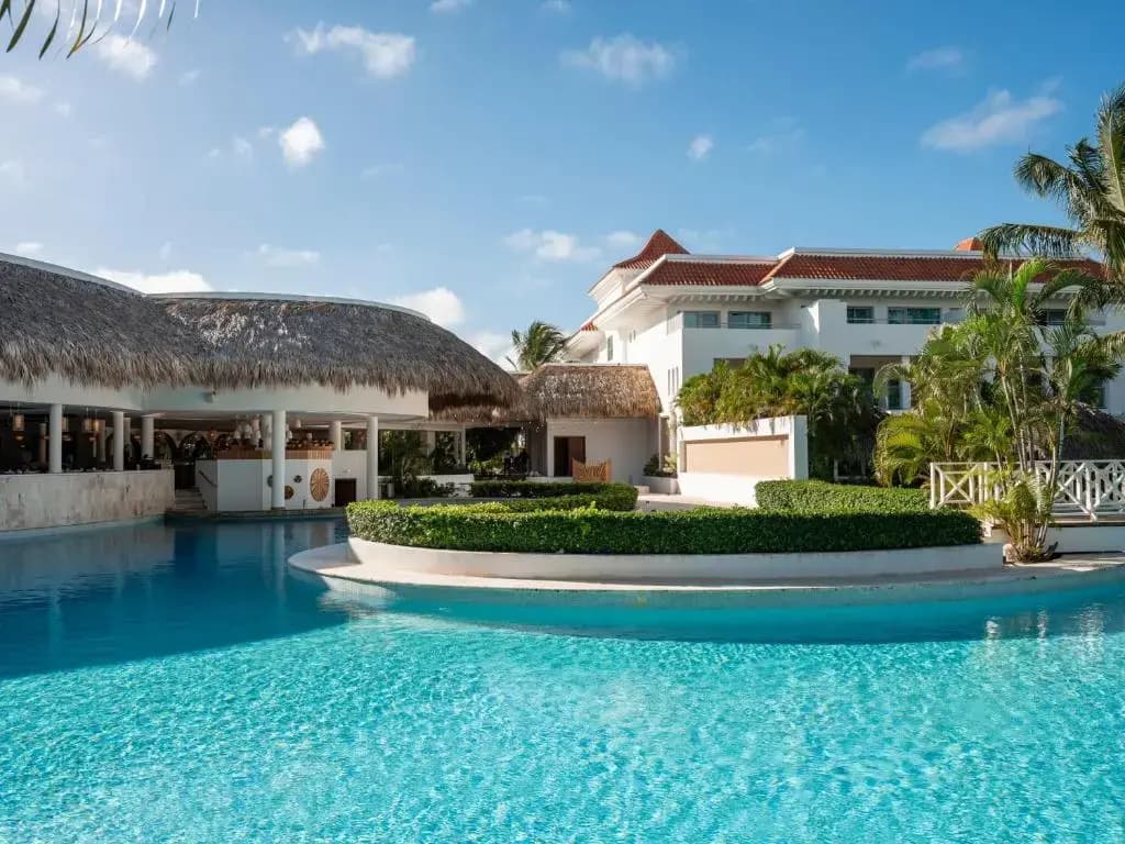 Stay at Zel Punta Cana, All Suites - All inclusive