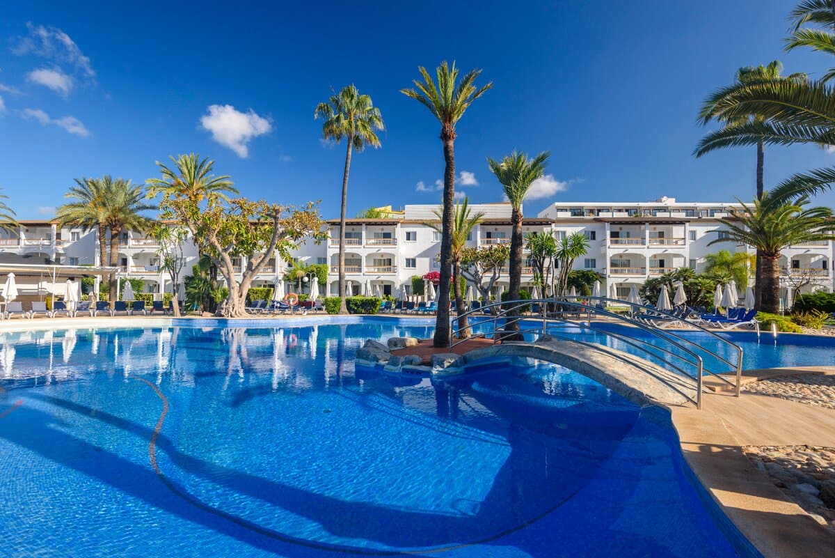 Alcudia Garden Apart image 1