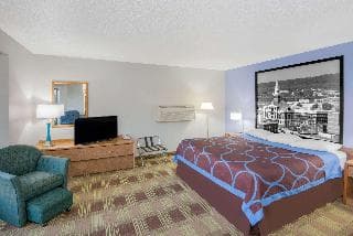 Stay at Super 8 By Wyndham Toledo