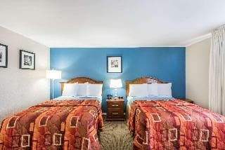 Stay at Travelodge By Wyndham Aberdeen