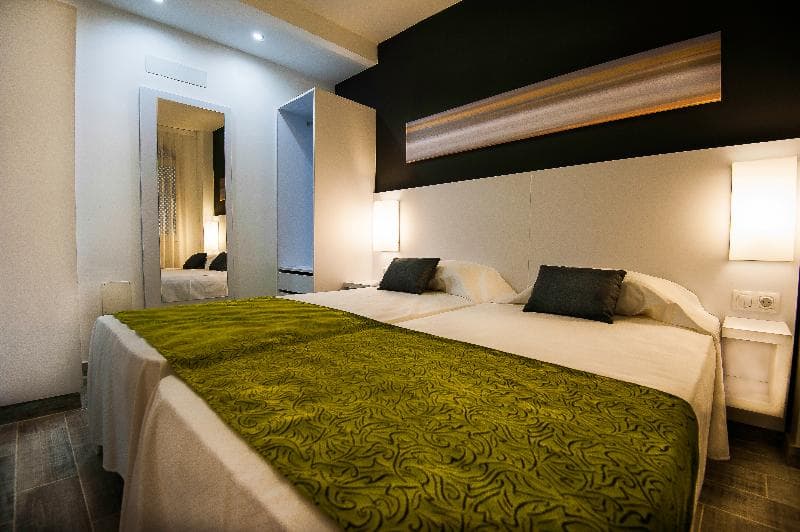 KN Aparthotel Columbus image 1