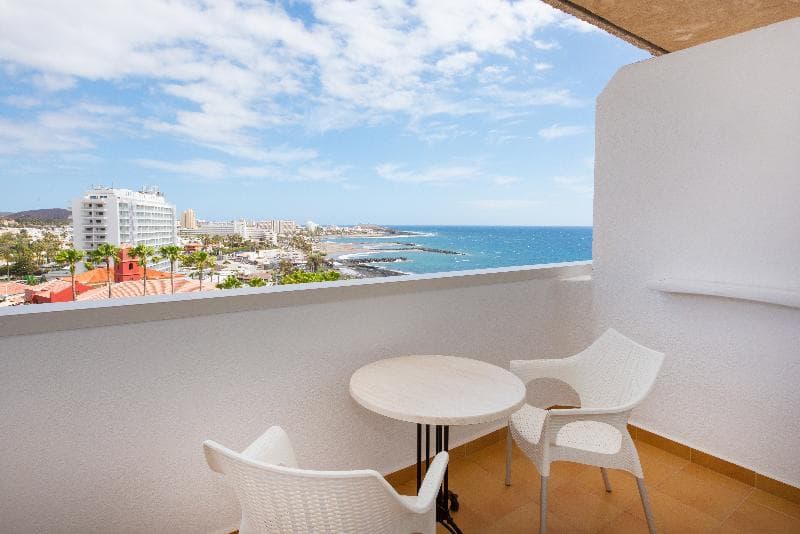 Iberostar Waves Bouganville Playa image 12