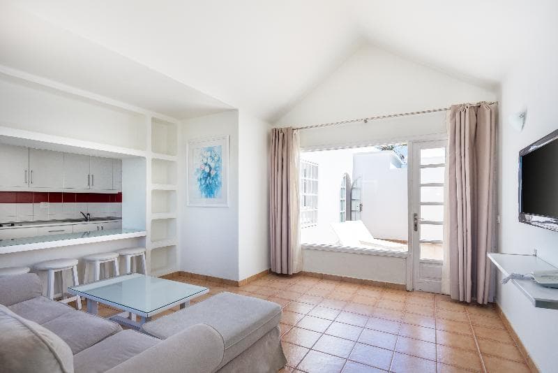 Apartamentos LIVVO Las Gaviotas image 1