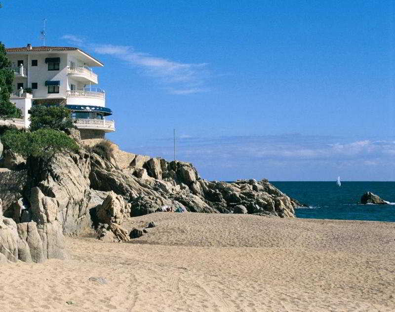 Costa Brava image 2