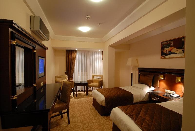 Mosaic hotel image 1