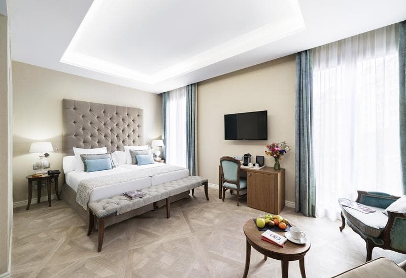 Lamaro Hotel image 2