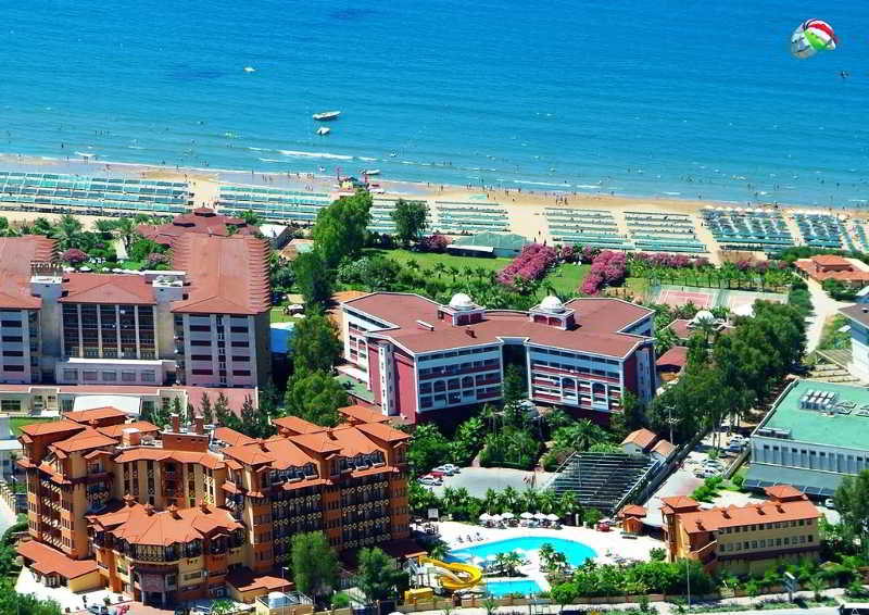 Stay at Villa Side Hotel