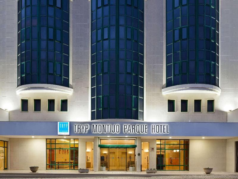 TRYP Montijo Parque Hotel image 1