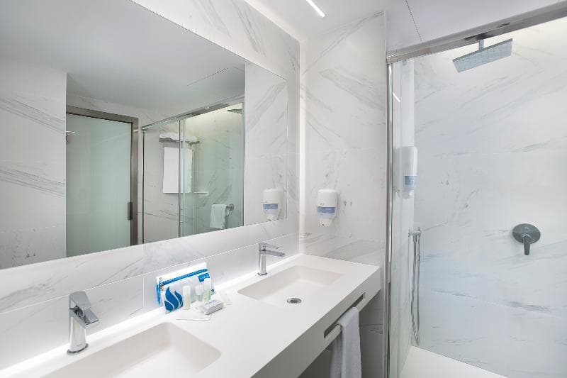 Gran Hotel Las Fuentes image 2