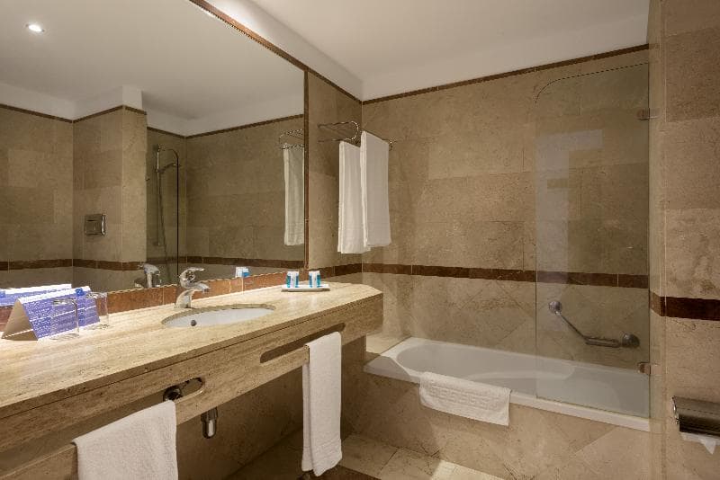 Gran Hotel Costa del Sol image 2