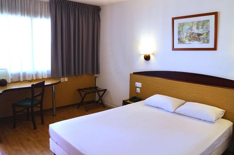 Travelodge Barcelona del Vallès image 2