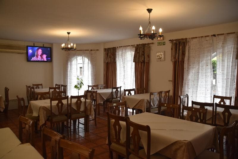 Los Acebos Cangas image 1