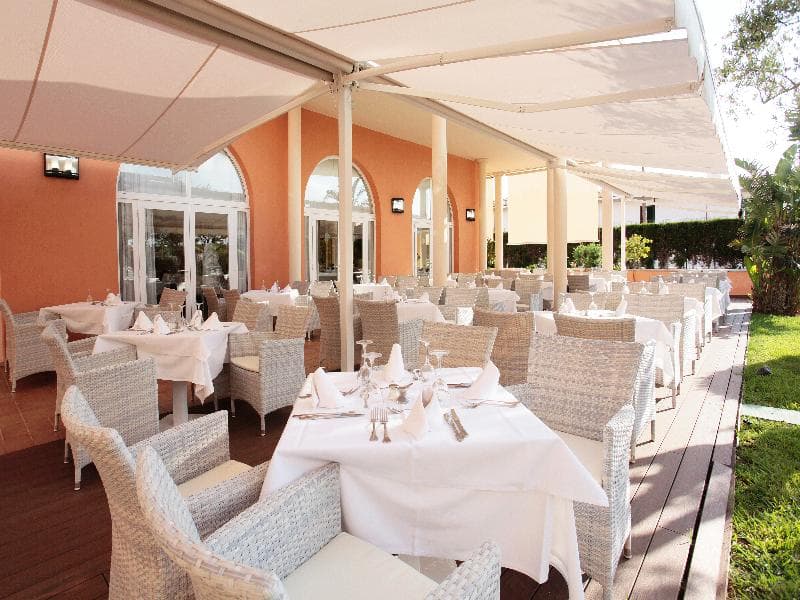 Grupotel Macarella Suites & Spa image 1