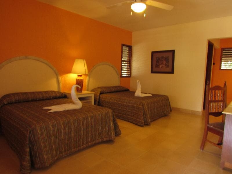 Chicanna Ecovillage image 1
