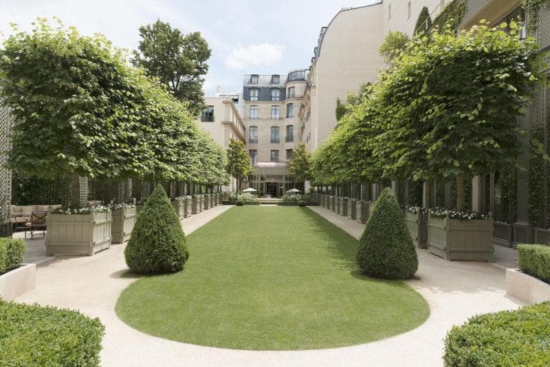 Ritz Paris image 2