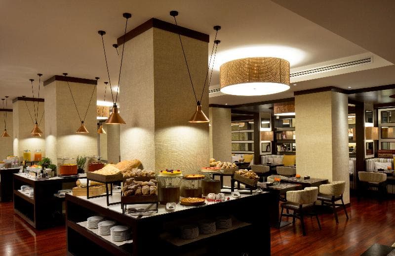 Starhotels Excelsior image 1