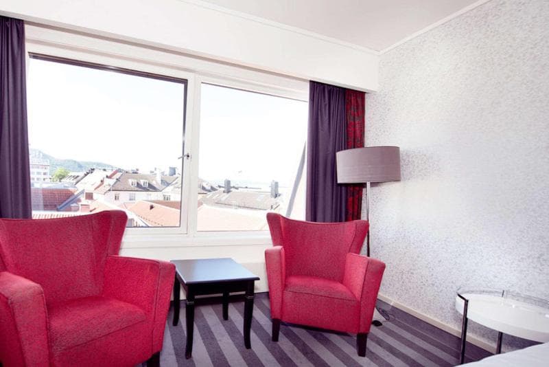 Home Hotel Grand Olav image 2