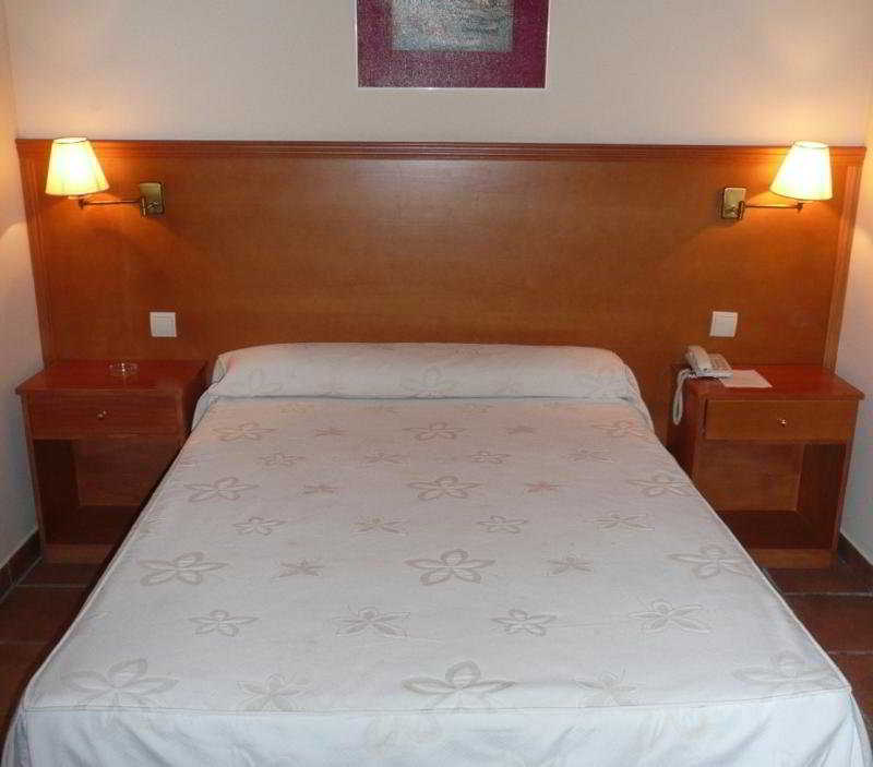 Doña Catalina  image 2