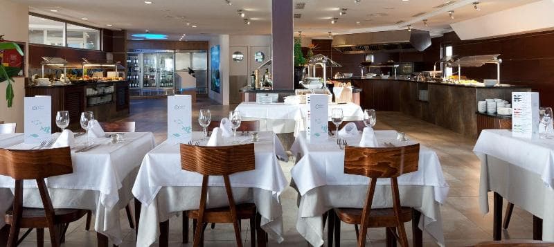 Marvell Club Hotel & Apartments image 1