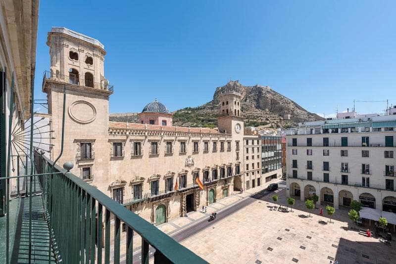 Stay at Eurostars Mediterranea Plaza