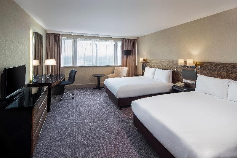 Crowne Plaza Glasgow image 2