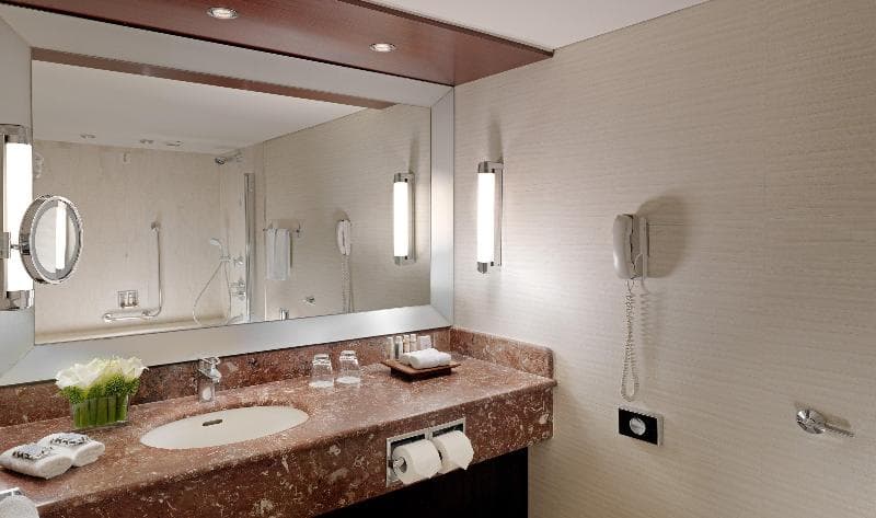 Intercontinental Hotels Athenaeum Athens image 1