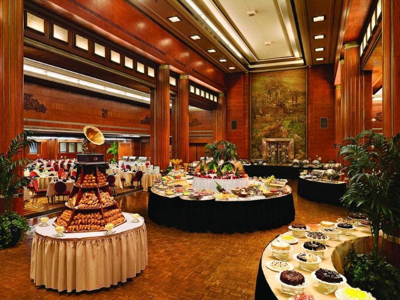 Stay at Queen Mary Hotel