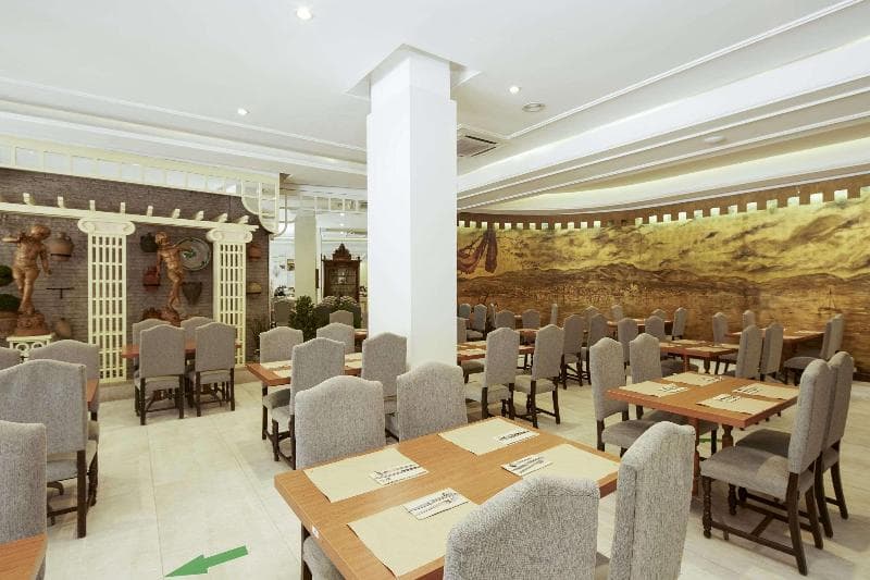 Hotel Sercotel President image 1