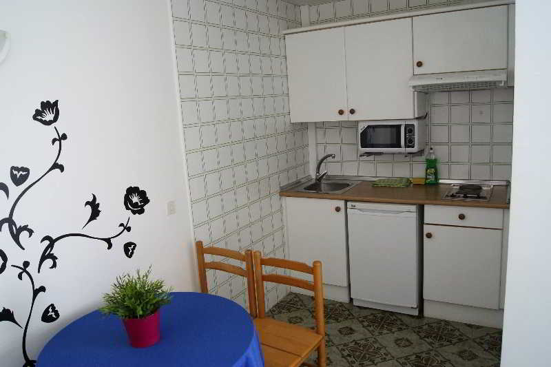 Sureda image 2