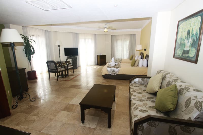 Los Itzaes - Main View