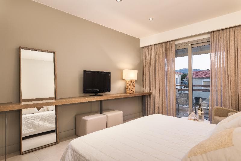 Ino Boutique Hotel & Suites image 1