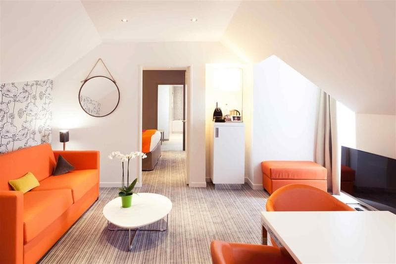 Mercure Nantes Centre - Grand Hôtel image 1
