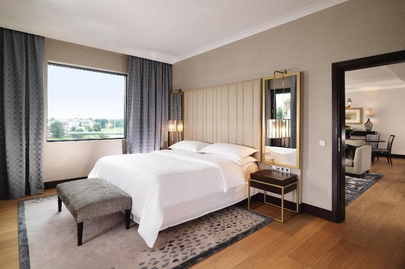 Sheraton Grand Krakow image 2