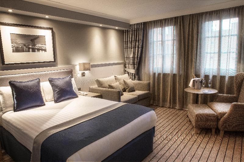Holiday Inn City Centre Theatreland image 2