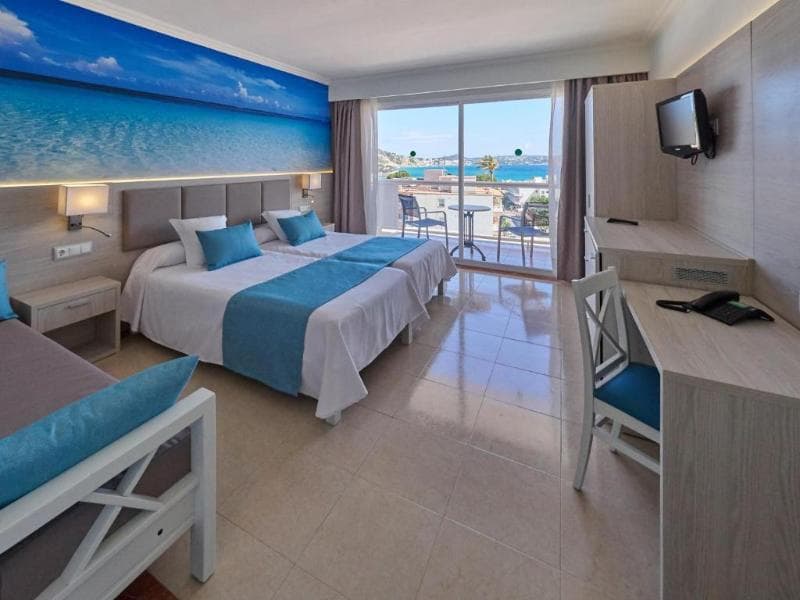 Aparthotel Paguera Beach image 1