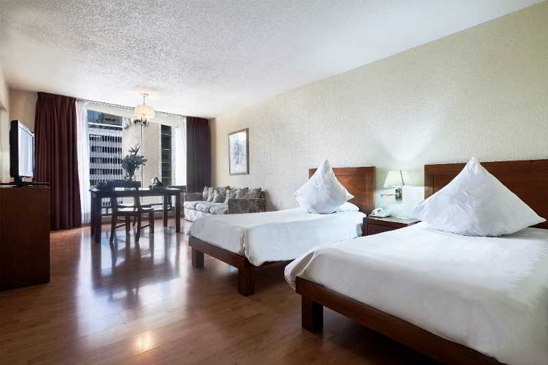 Exe Suites San Marino image 2