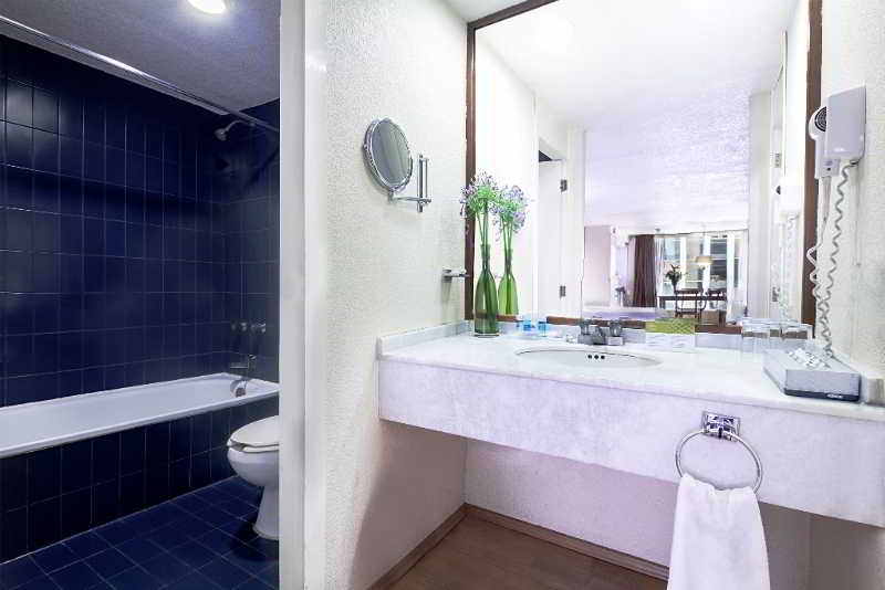 Exe Suites San Marino image 1