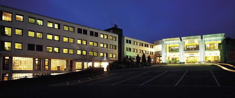 Stormont image 2