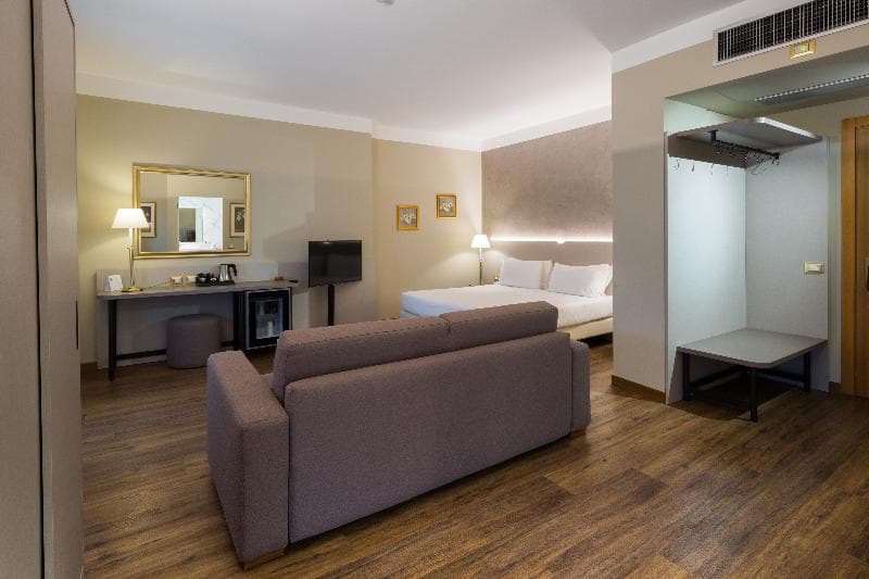 Hotel Nasco - Main View