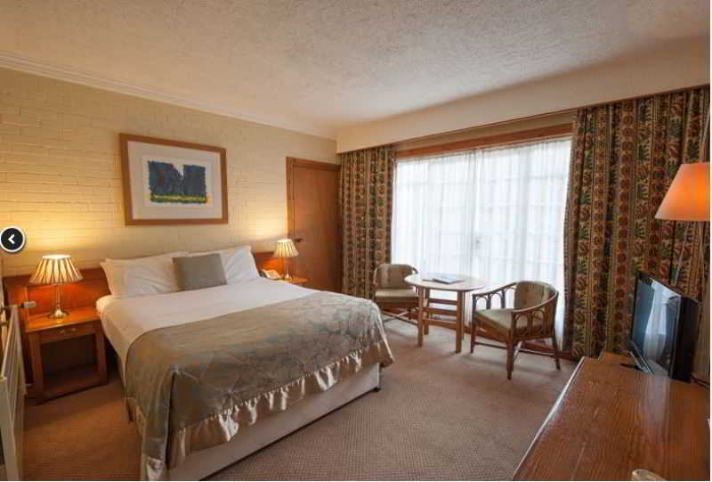 Dunadry Hotel & Country Club image 2